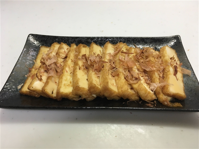 Fried tofu with noodle soup