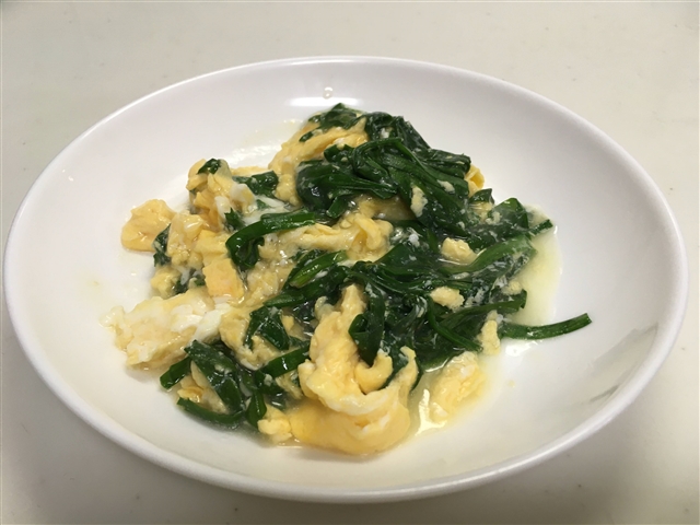 Niratama (Stir-fried Chinese chive and egg)