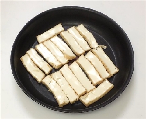 Fried tofu with noodle soup